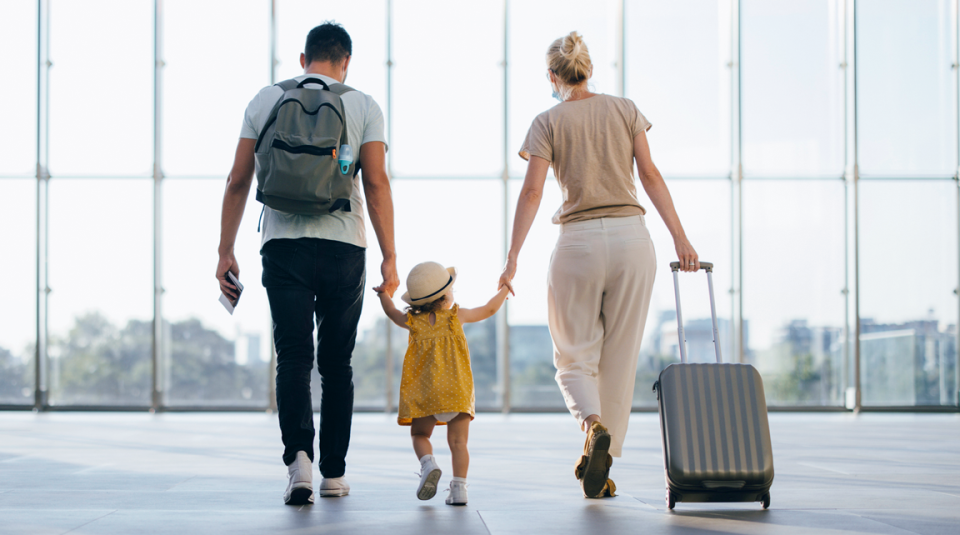 Family_Spain_Golden_Visa_blog_LucasFox.png